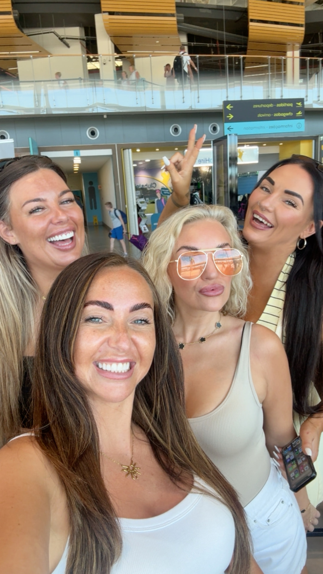 She Goes Solo girls together on a trip